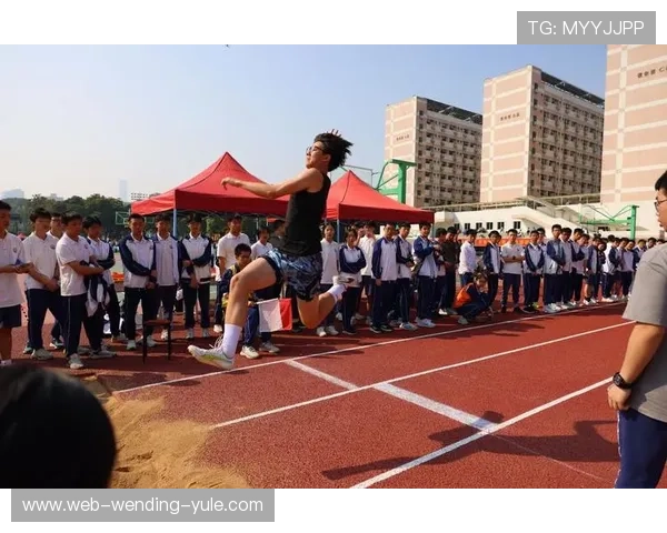 汗水背后的故事:运动员谈拼搏与梦想的隐秘旅程 汗水背后的故事:运动员谈拼搏与梦想的隐秘旅程
